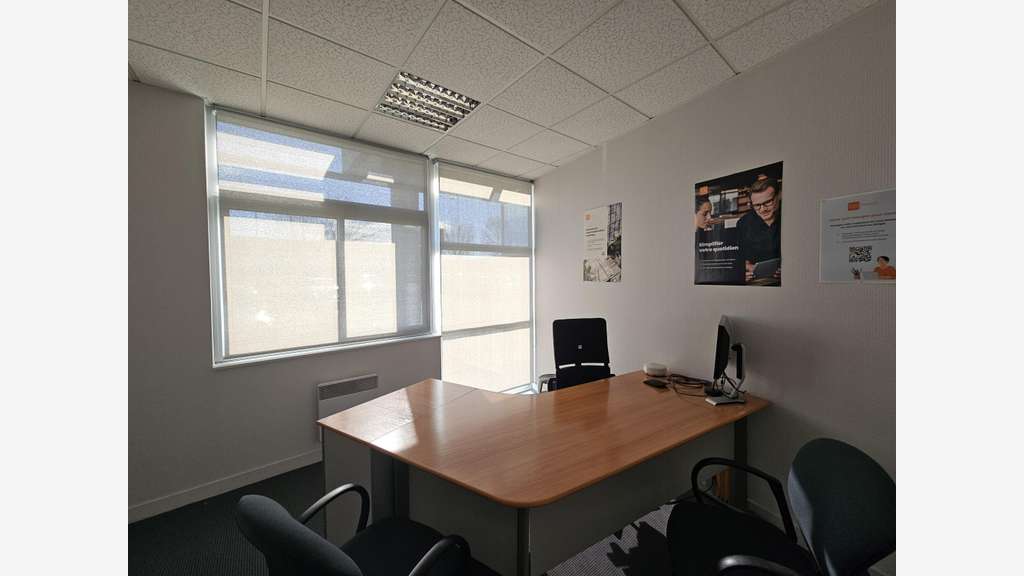 Immeuble de bureau à vendre à Angers Nord