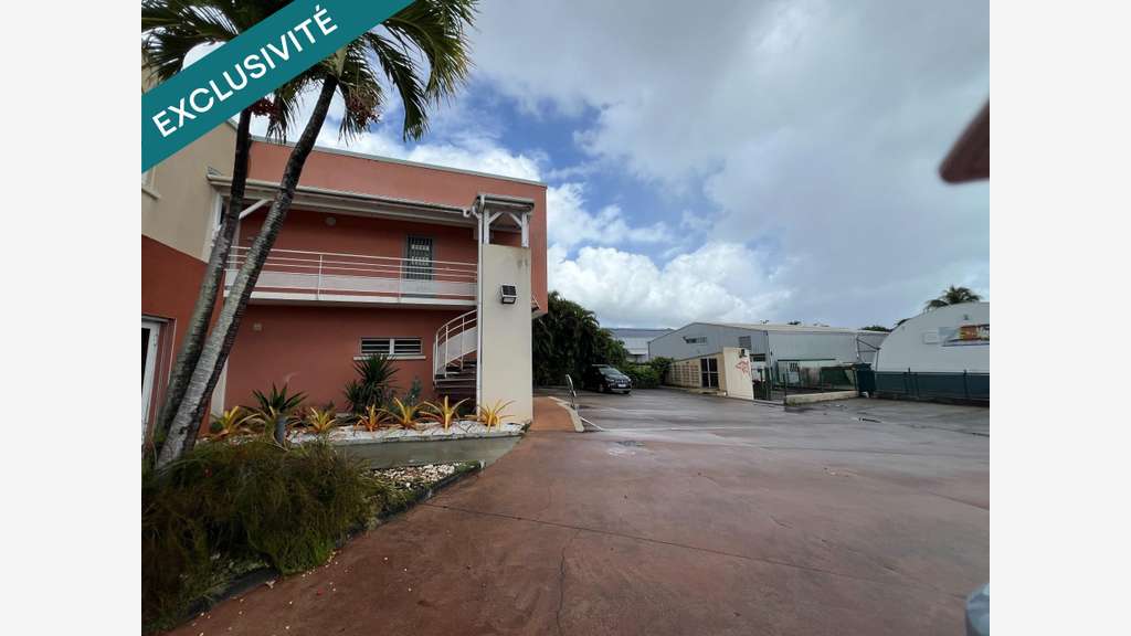 Vente local dans centre médical loué 40m² Moudong