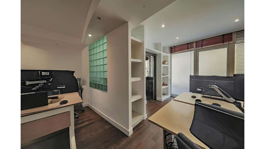 Vente local commercial bureaux 6 pièces à Bastia