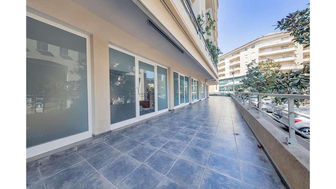 Vente local commercial bureaux 6 pièces à Bastia 
