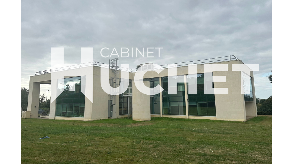 Vente immeuble de bureaux proche gare de Bayeux