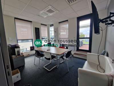 A VENDRE bâtiment de bureaux