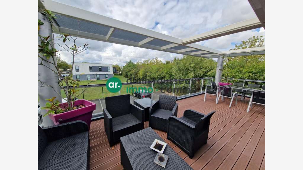 A VENDRE bâtiment de bureaux