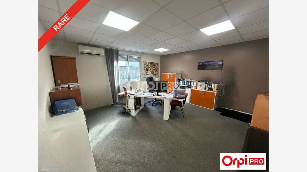 Bureau 300m² à vendre à Beaumont les Valence