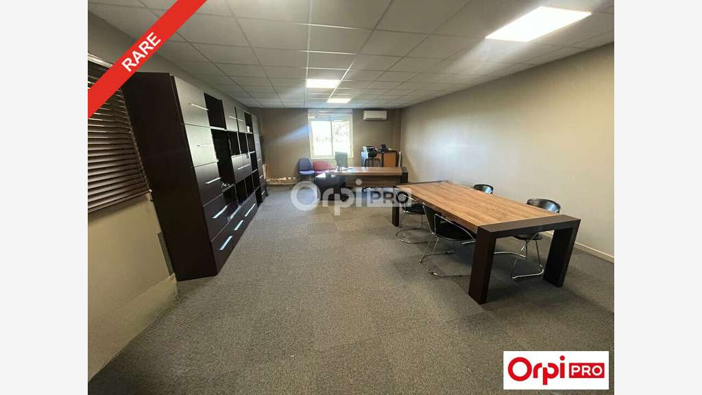 Bureau 300m² à vendre à Beaumont les Valence