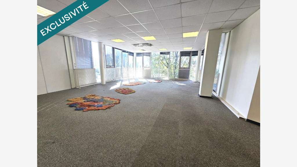Vente bureaux 226m² accès PMR à Besançon Midol