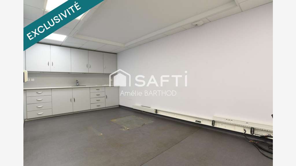 Vente ancien cabinet médical de 283m² à Besançon