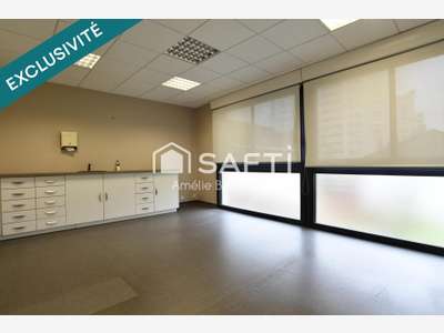 Vente ancien cabinet médical de 283m² à Besançon