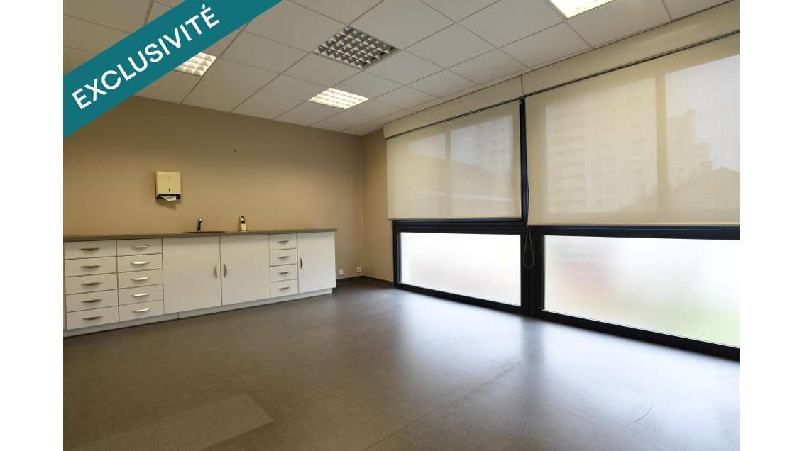 Vente ancien cabinet médical de 283m² à Besançon