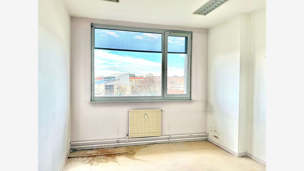 Bureaux à vendre 191m² R+2 à Besançon centre