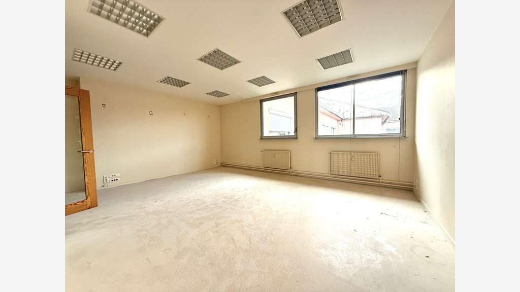 Bureaux à vendre 191m² R+2 à Besançon centre