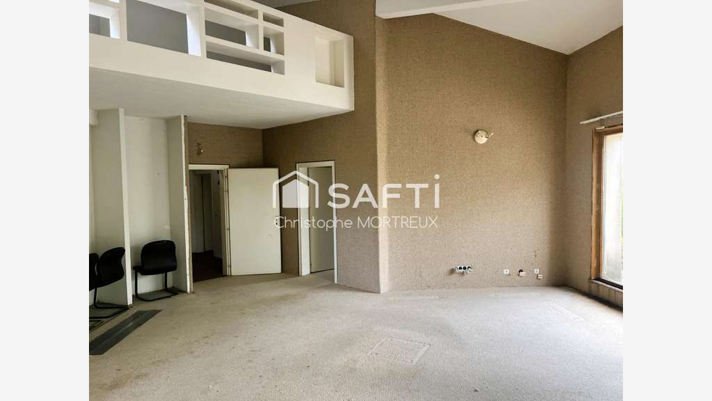 Cède immeuble professionnel 330m² Besse-sur-Issole