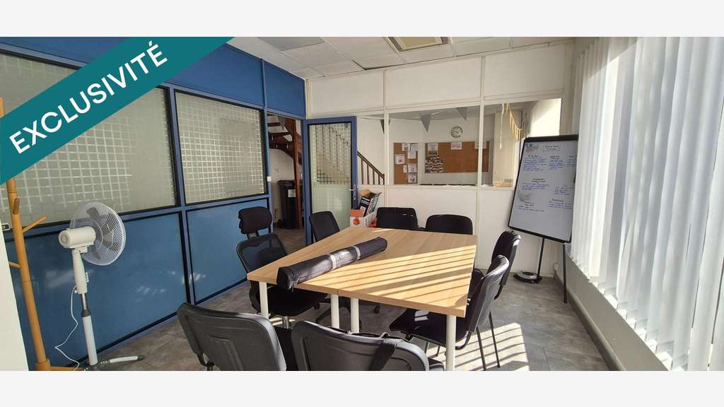 Spécial investisseur  immeuble de bureaux loué  