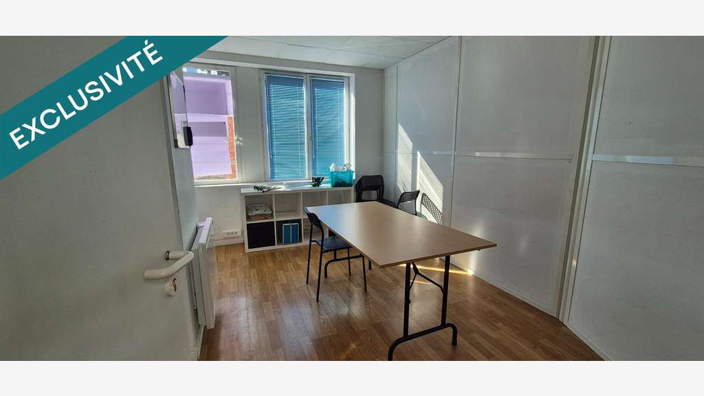 Spécial investisseur  immeuble de bureaux loué  