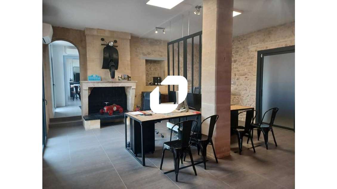 Vente Bureaux 190m² Beychac et caillau