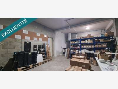 IMMEUBLE A USAGE DE BUREAUX