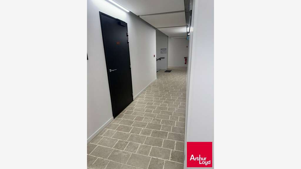 Bureaux de 44m² à vendre au 1er étage à Biarritz