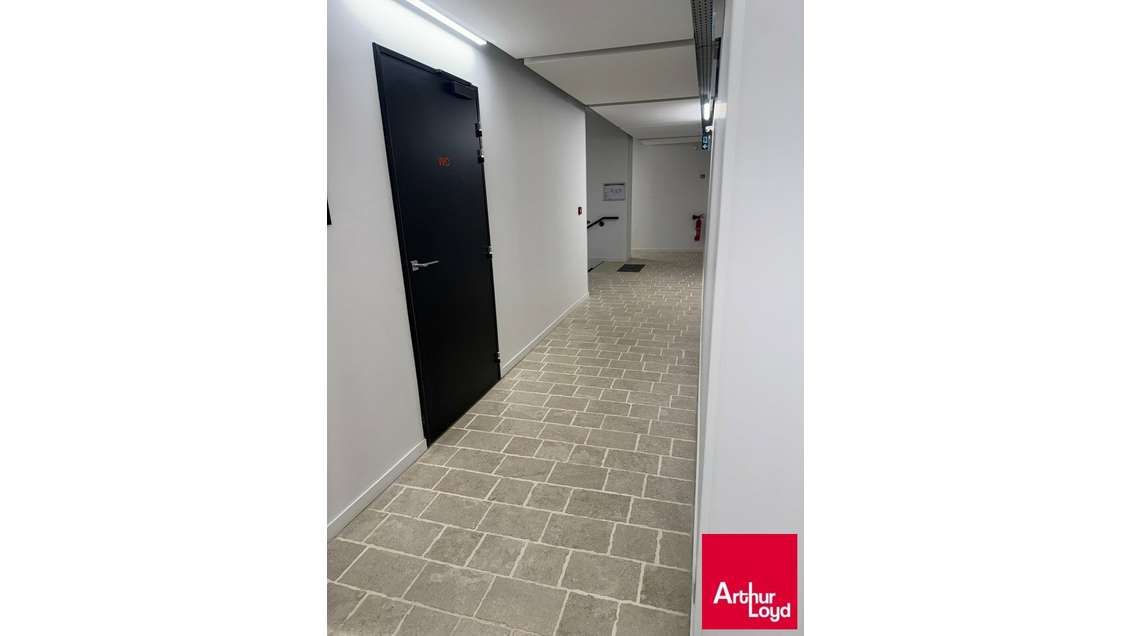 Bureaux de 44m² à vendre au 1er étage à Biarritz