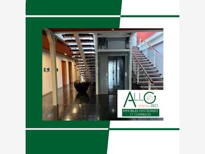 A vendre bureaux espace santé 52m² en RDC à Iraty