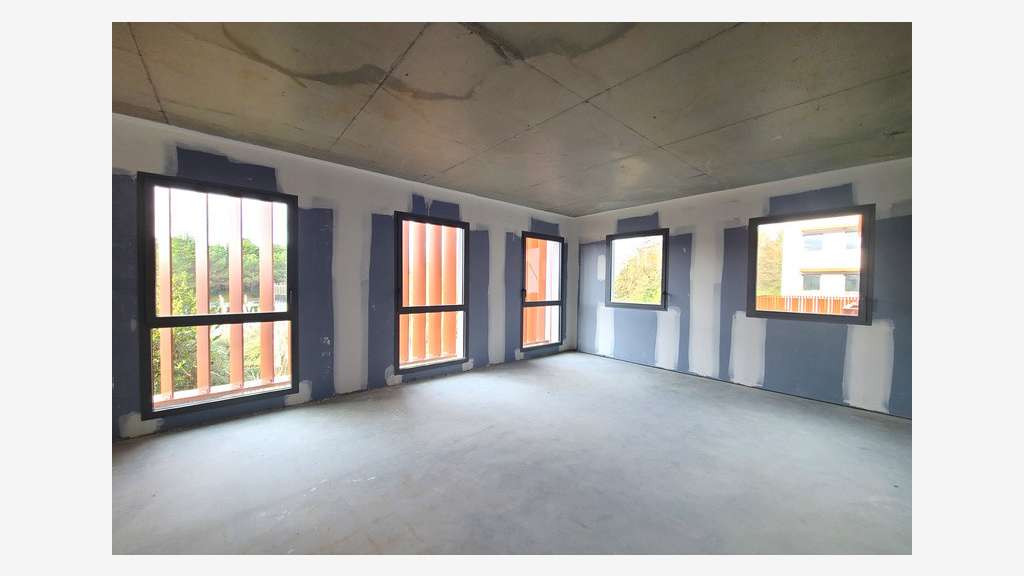 Plateau de bureaux neufs 96m² à vendre à Biarritz
