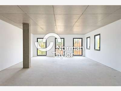 Plateau de bureaux neufs 96m² à vendre à Biarritz