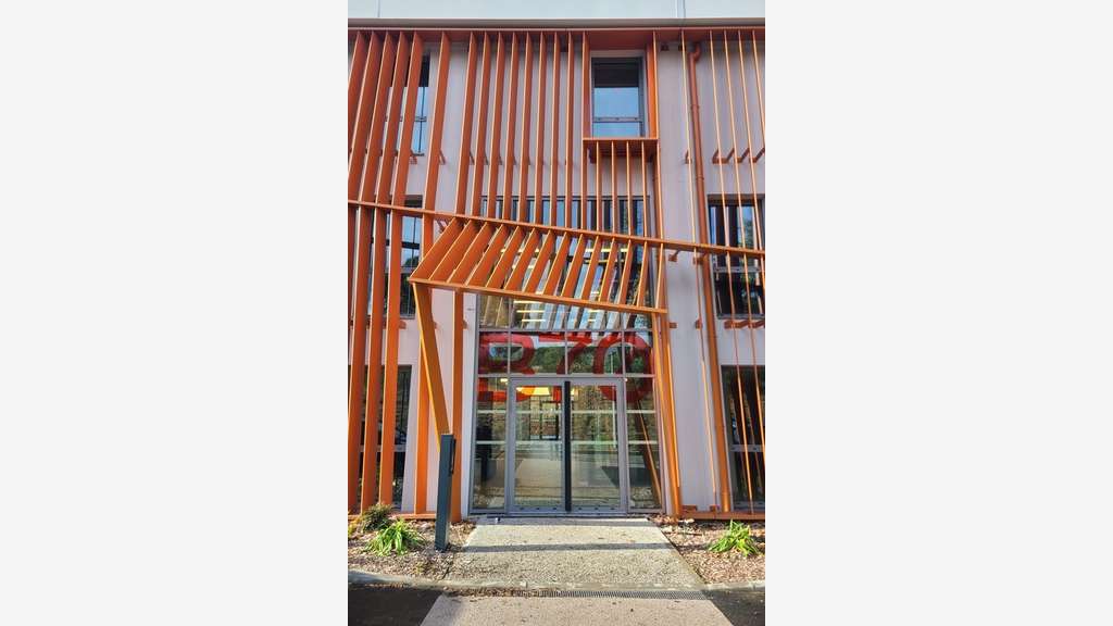 Plateau de bureaux neufs 96m² à vendre à Biarritz