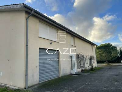 Bâtiment sur un grand foncier à vendre Blanquefort