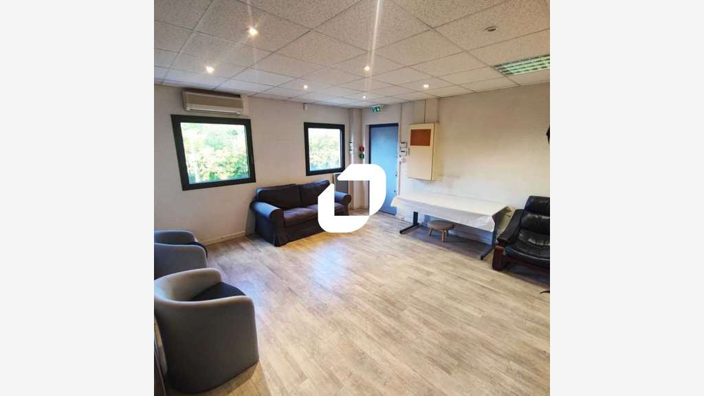 Vente Bureaux 300m² Boissy saint leger