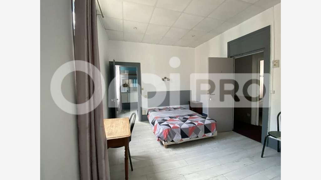 Murs ancien hôtel de 633m² à vendre à Bolbec