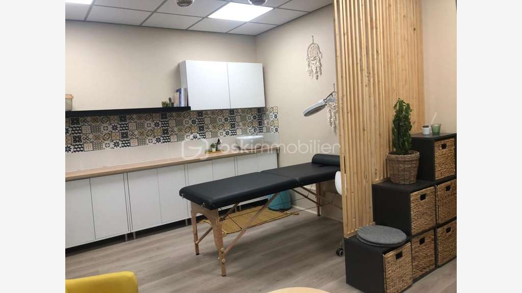 Local professionnel 65m² à vendre sur Bondy