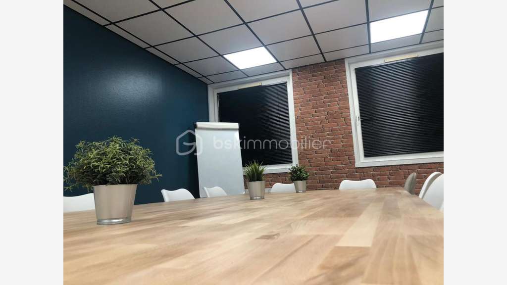 Local professionnel 65m² à vendre sur Bondy