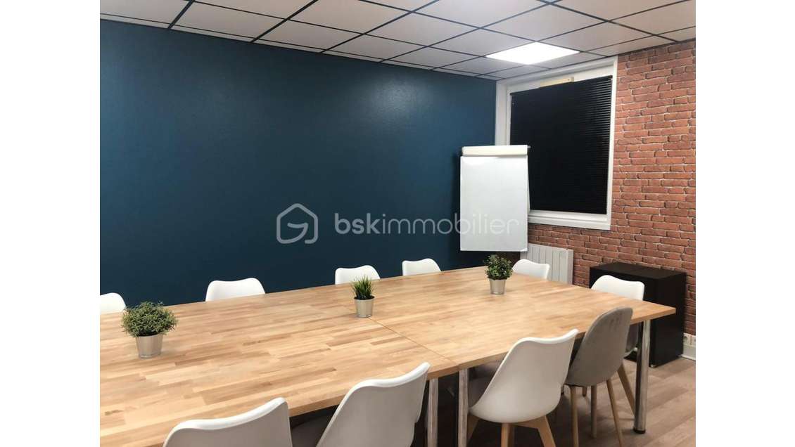 Local professionnel 65m² à vendre sur Bondy