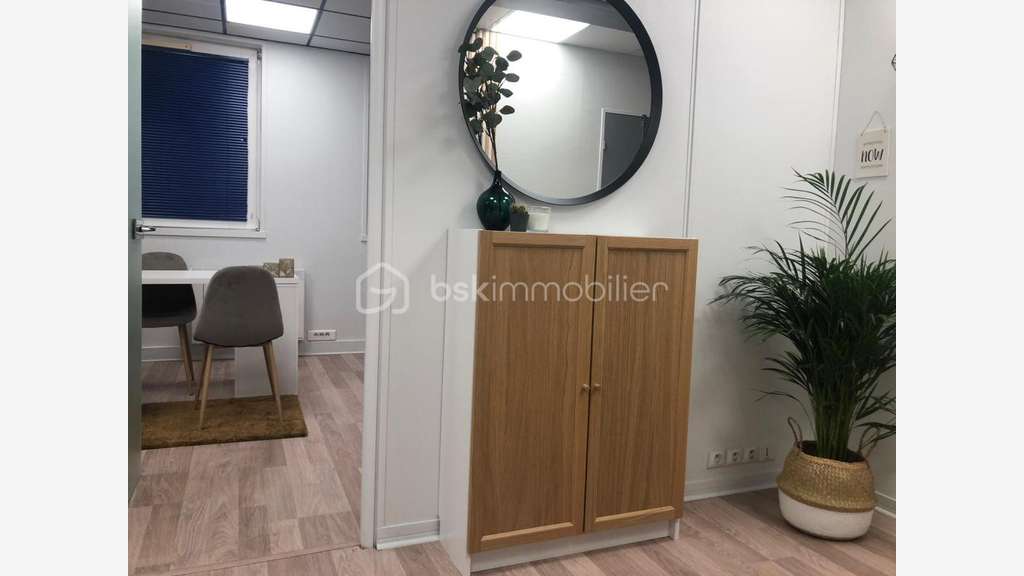 Local professionnel 65m² à vendre sur Bondy