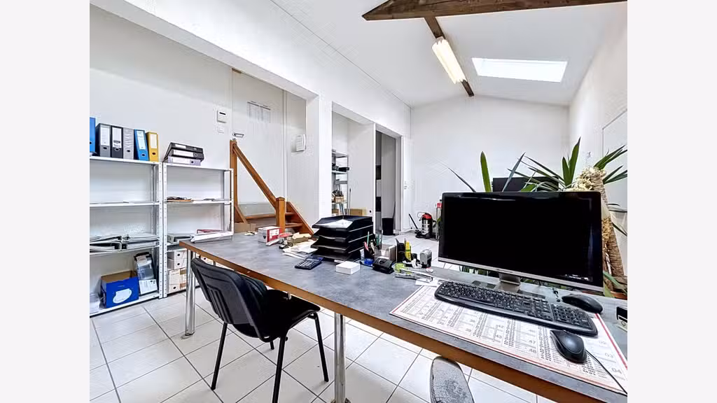 Vente bureau 39m² excellente visibilité à Bonne