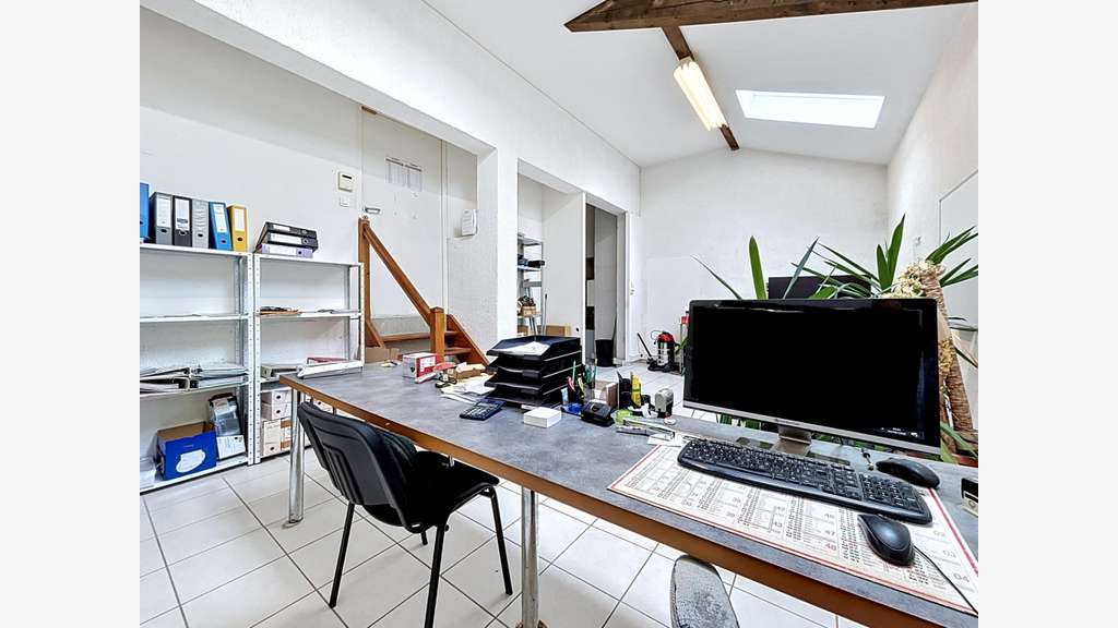 Vente bureau 39m² excellente visibilité à Bonne