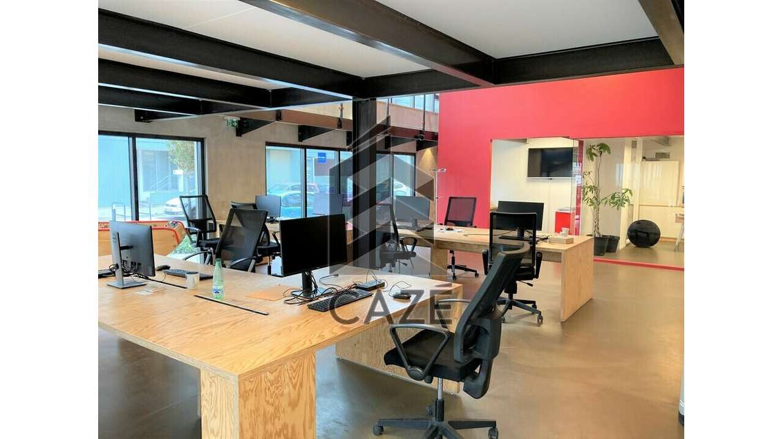Bureaux 355m² RDC à vendre à Bordeaux Bacalan
