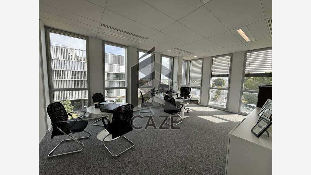 Superbes bureaux 571m² à vendre à Bordeaux