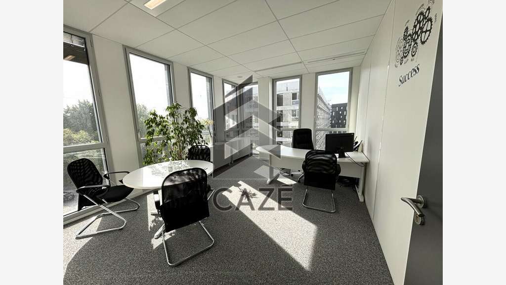 Superbes bureaux 571m² à vendre à Bordeaux