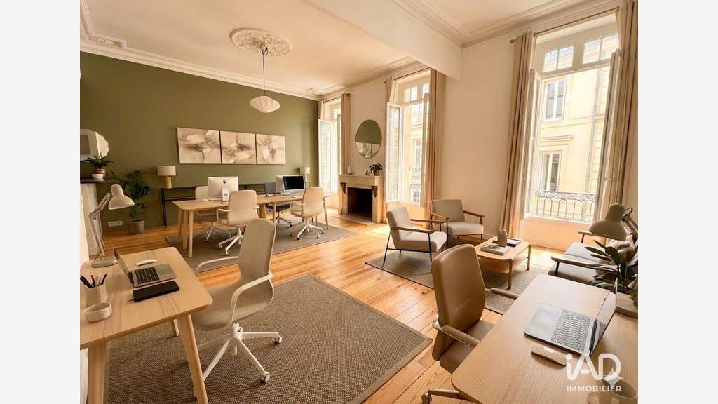 Bureau à Bordeaux