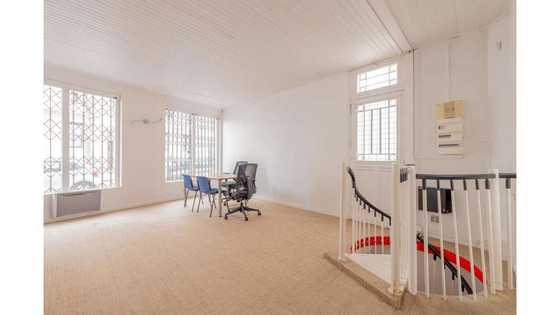 AV bureaux 118m² à Boulogne-Billancourt empl strat