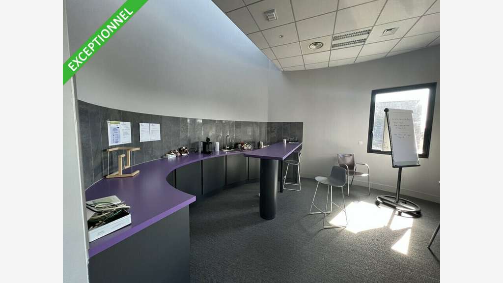 AV immeuble de bureaux 1130m² à Bourg-lès-Valence 
