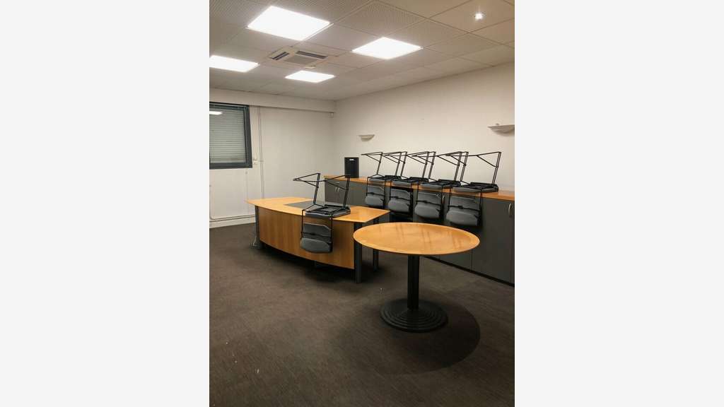 A vendre bureaux 636m² à Brest Kergaradec