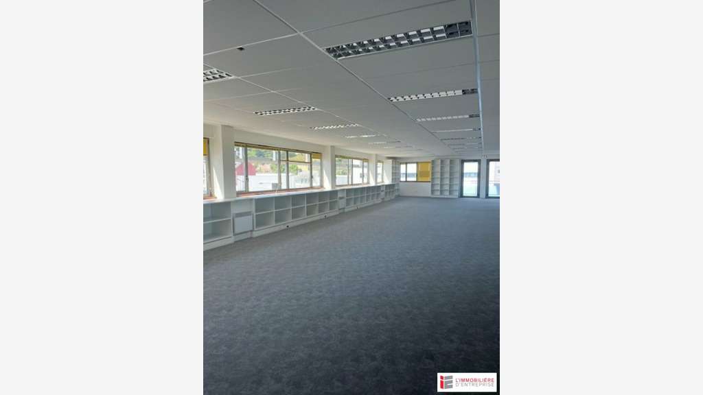 Bureaux 220m² à vendre à Brest port de commerce