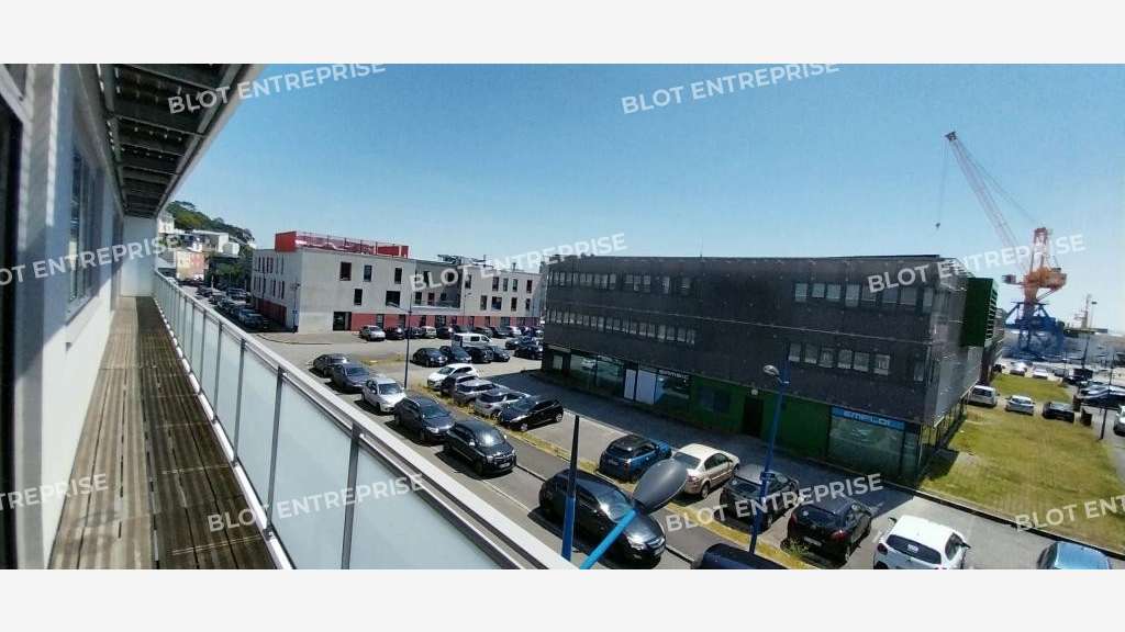 A louer / à vendre magnifique bureaux 256m² Brest
