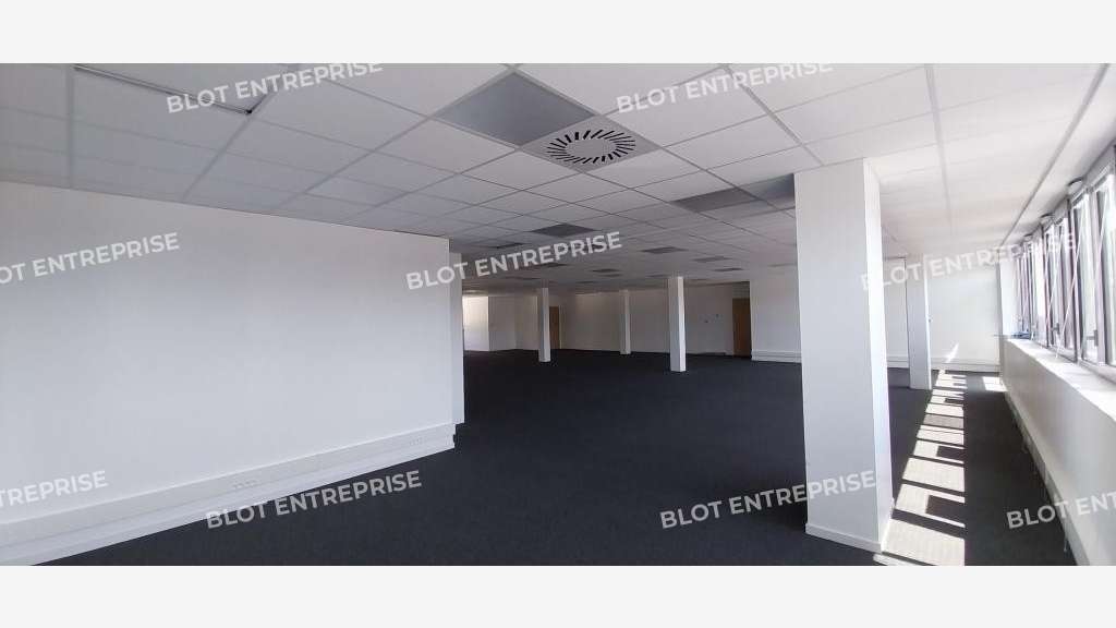 A louer / à vendre magnifique bureaux 256m² Brest
