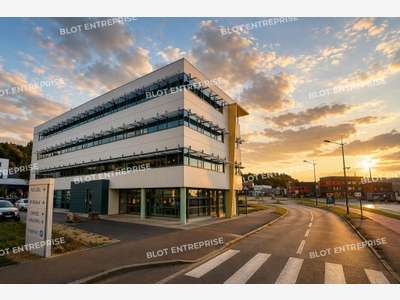 À VENDRE - BUREAUX - 220 m² - BREST