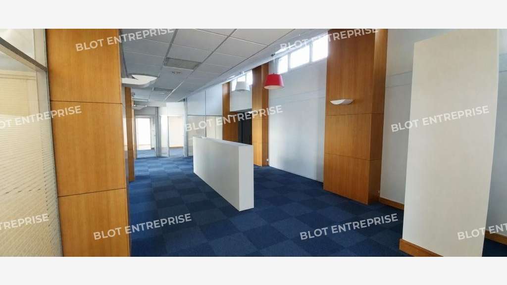 À VENDRE - BUREAUX - 646 m² - BREST