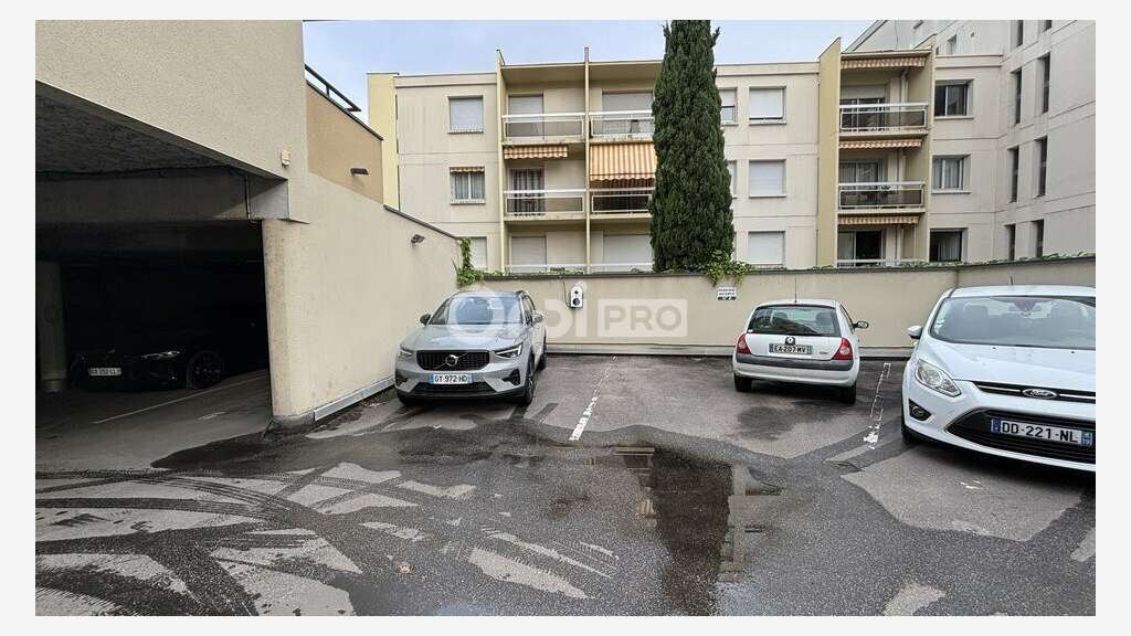 Vente local professionnel 200m² Brive-la-Gaillarde