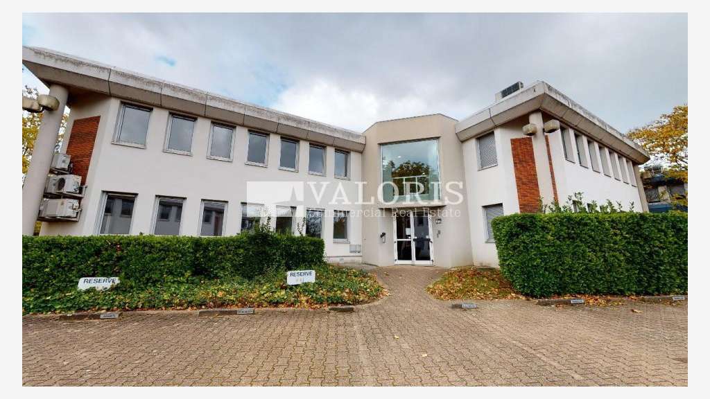 BRON - BUREAUX à vendre