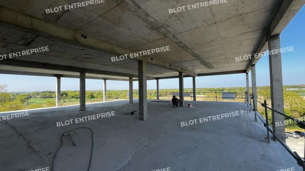 A vendre bureaux 526m² R+4 à Bruz